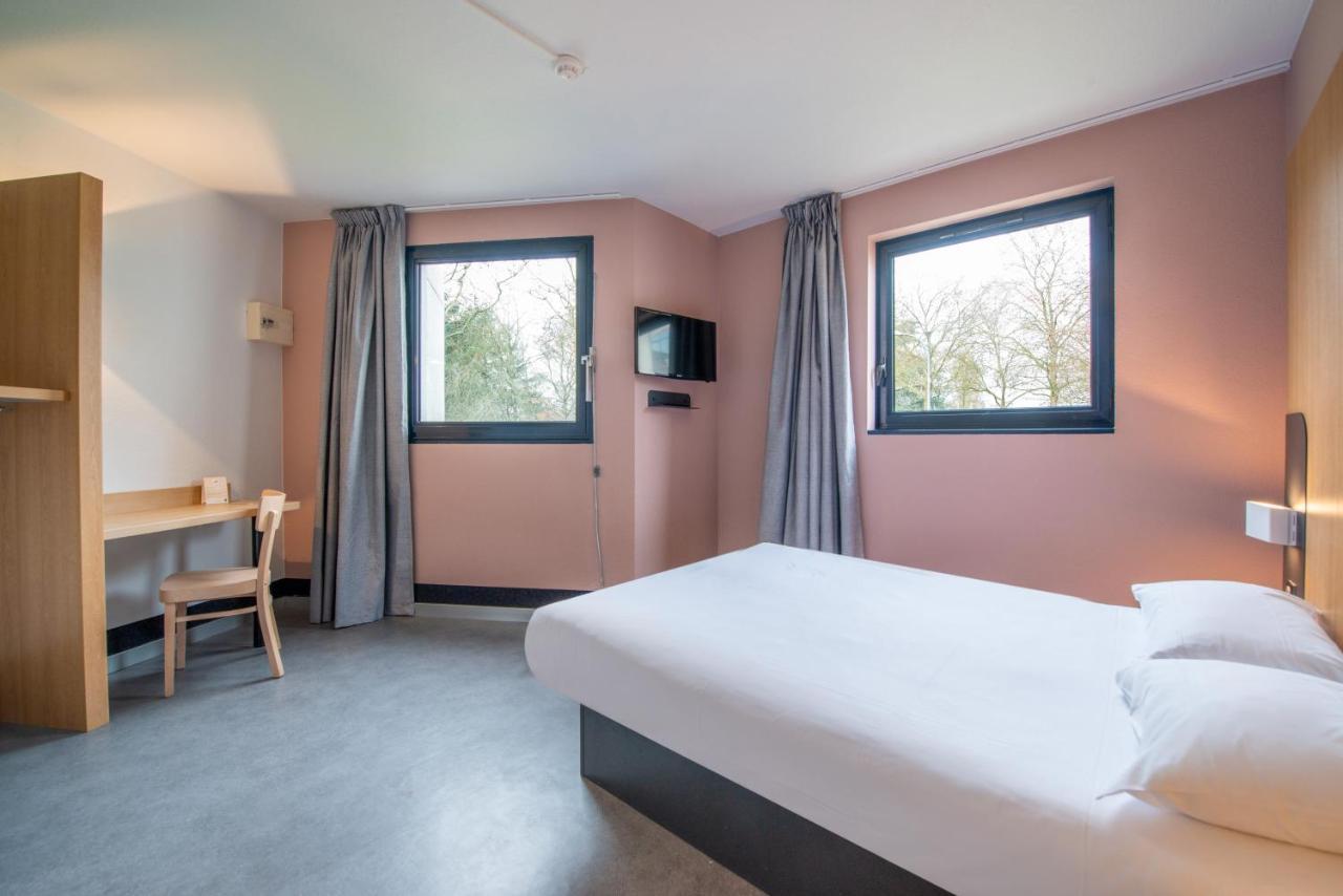 B&B Hotel Cholet Sud Exterior foto