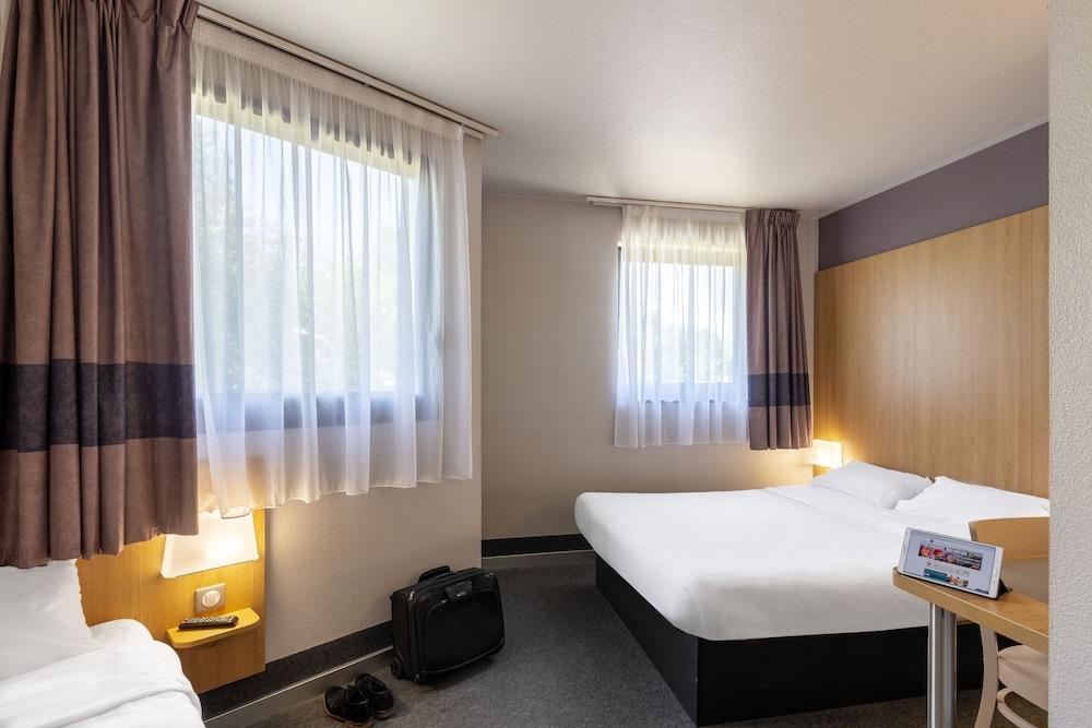 B&B Hotel Cholet Sud Exterior foto